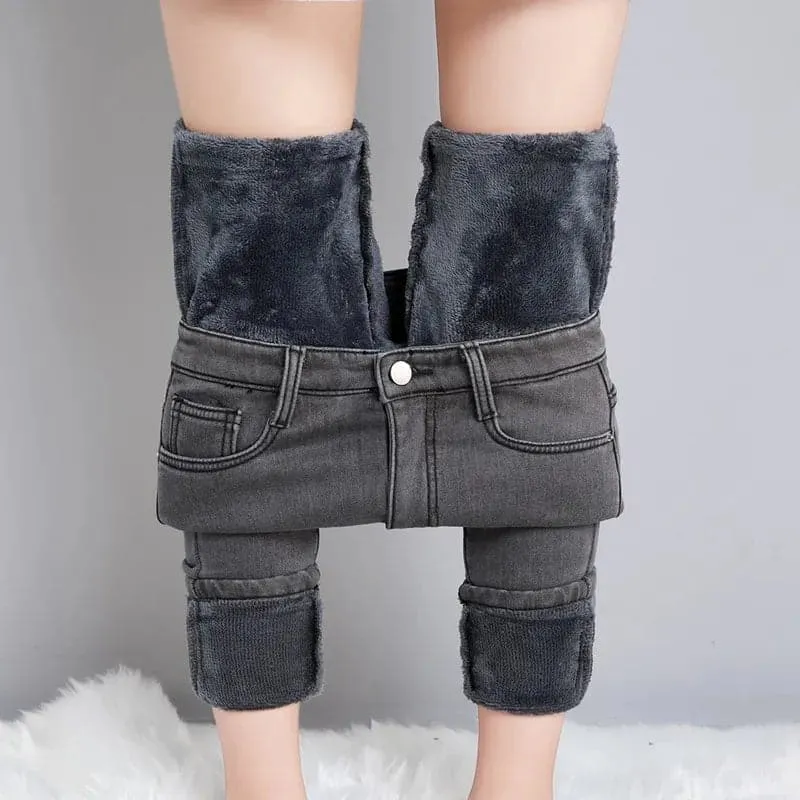 Women's Fleece Lined Jeans - Warm & Cozy Straight Leg Pants